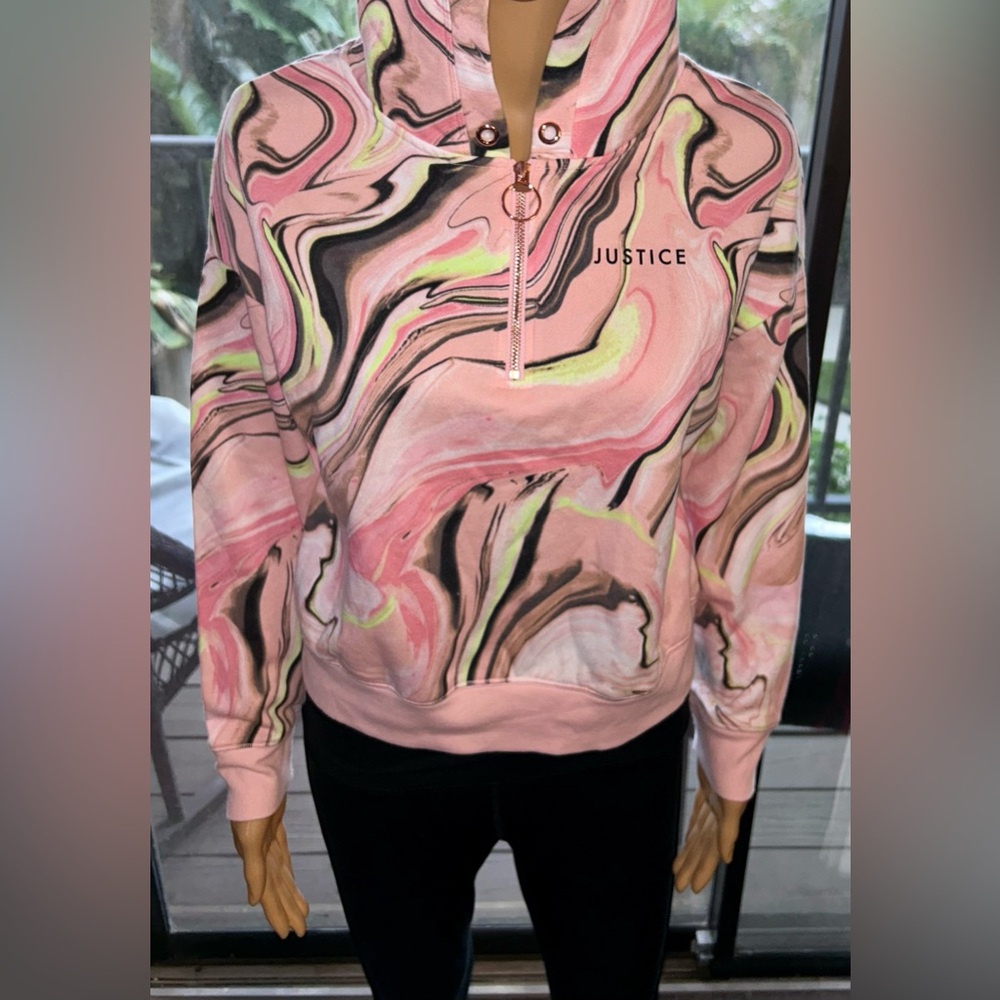 Justice pink swirl, zip up sweatshirt. Sz L
